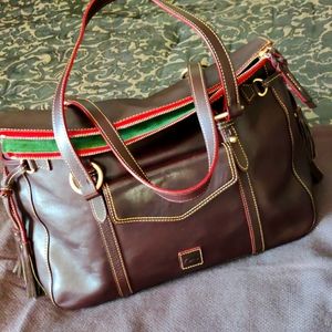 Dooney and Bourke Florentine Smith Bag in Chestnut